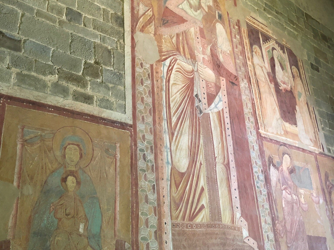 Badia di Santa Maria di Montepiano景点图片