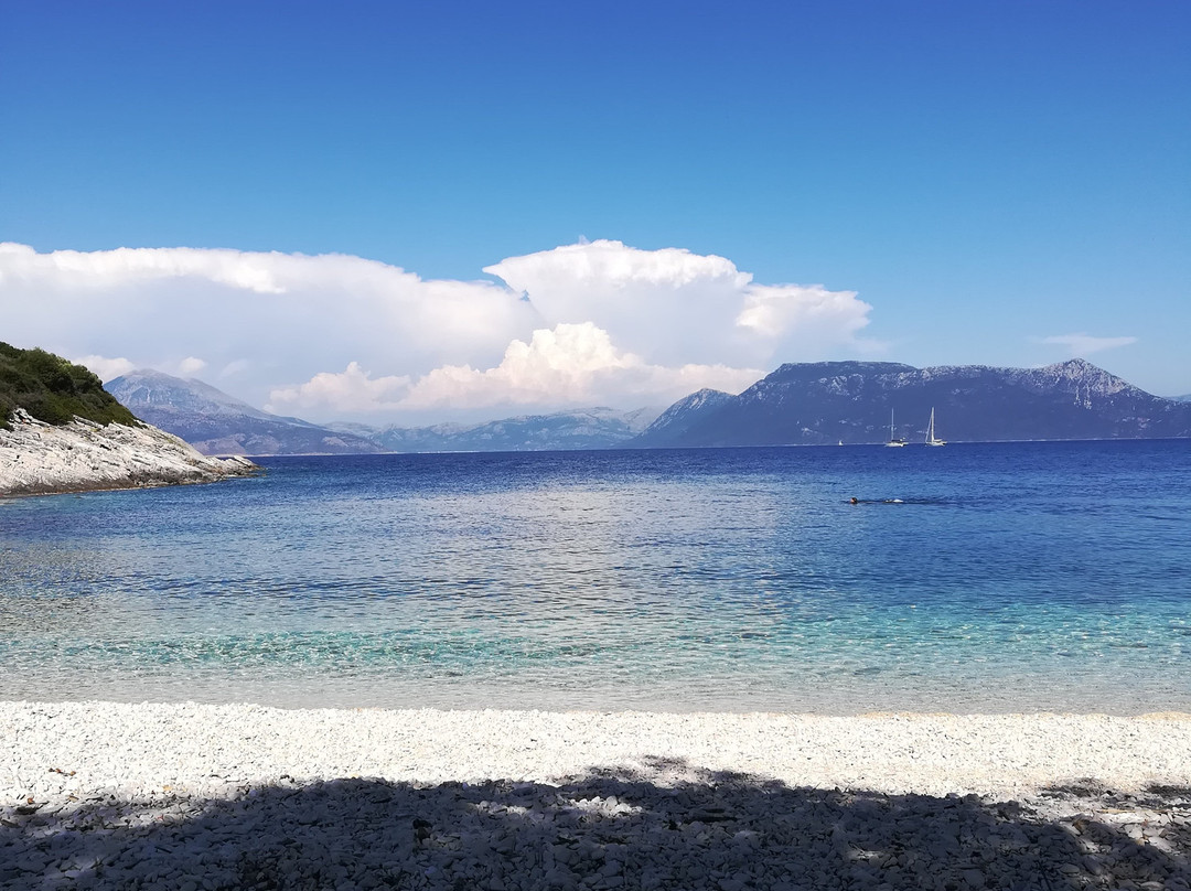 Limonari Beach-Meganisi必去景点