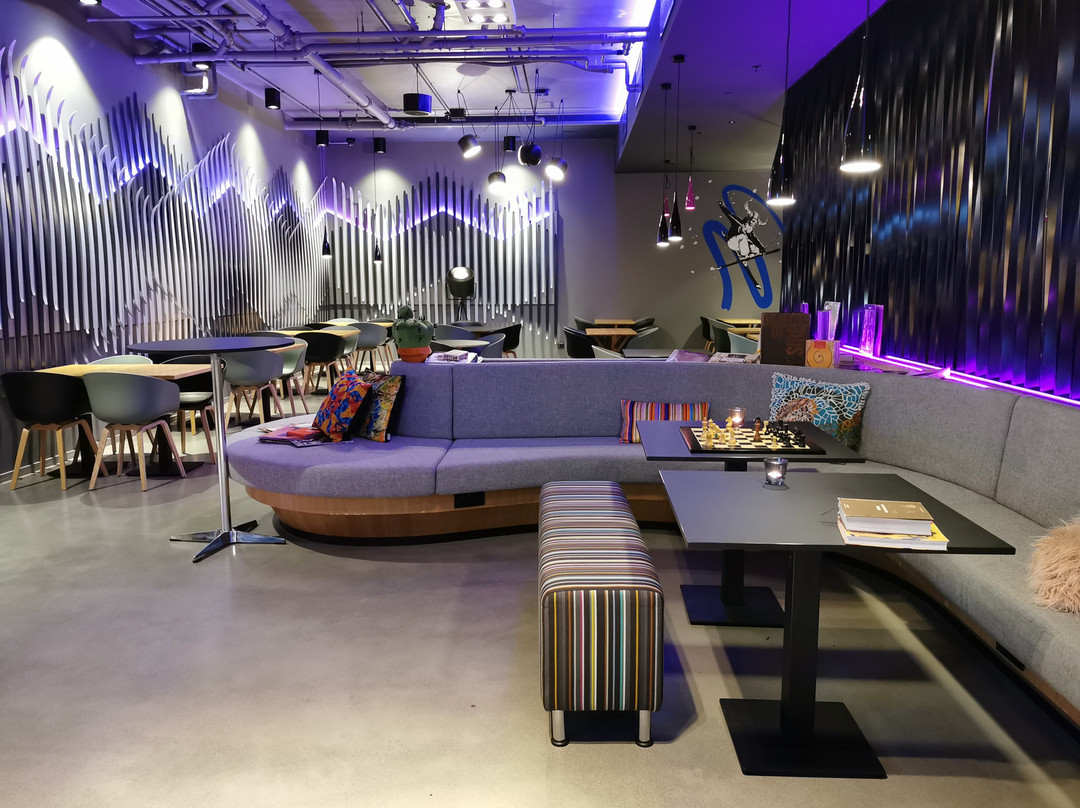 Moxy Oslo X主图