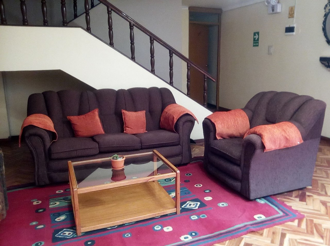 Hostel Sillustani Inn Puno