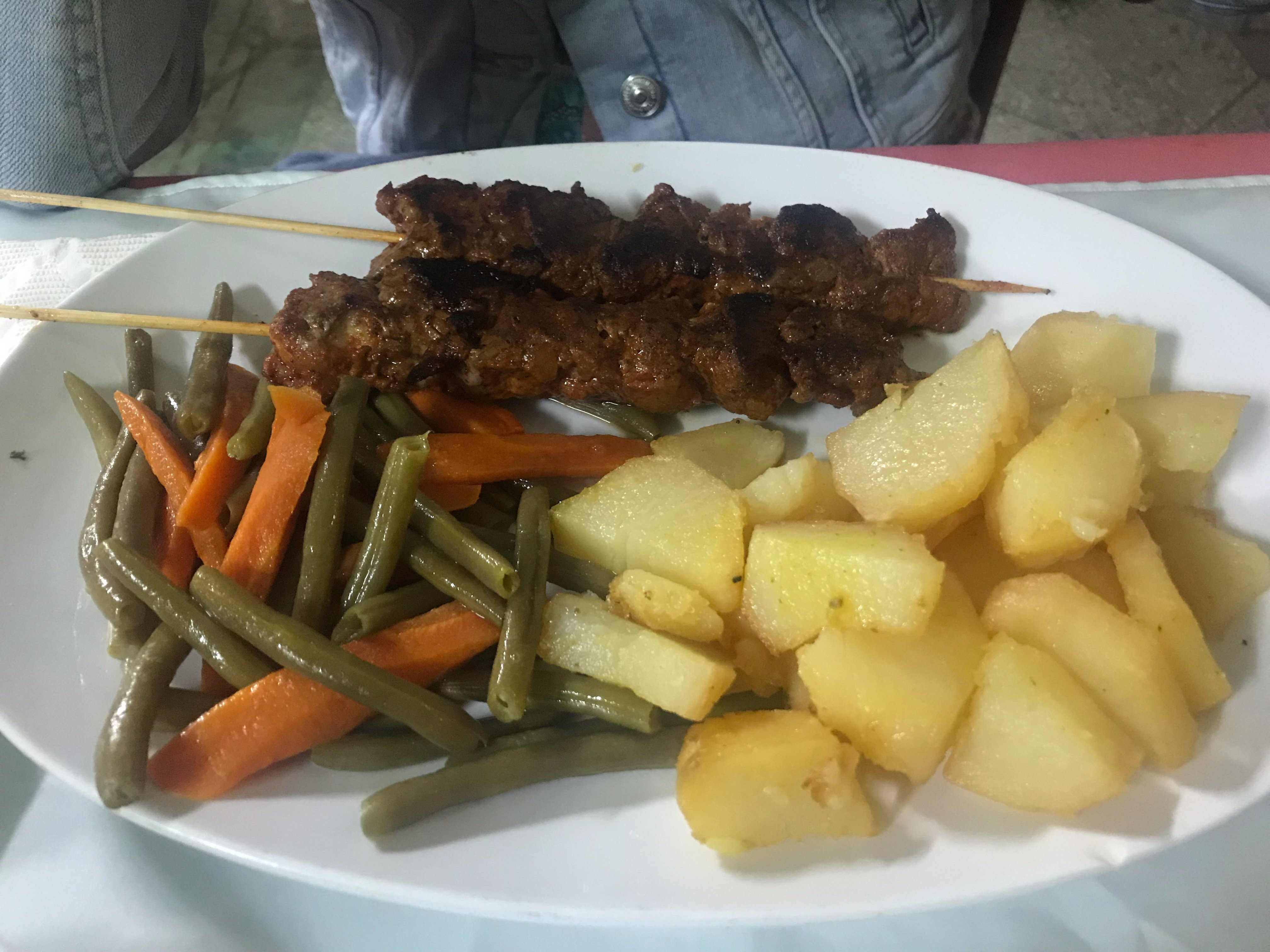 Hotel Des Cedres, Azrou-餐饮
