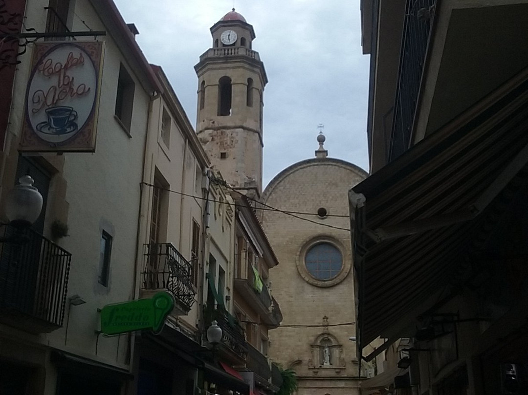 St. Mary and St. Nicholas Church-卡莱利亚必去景点