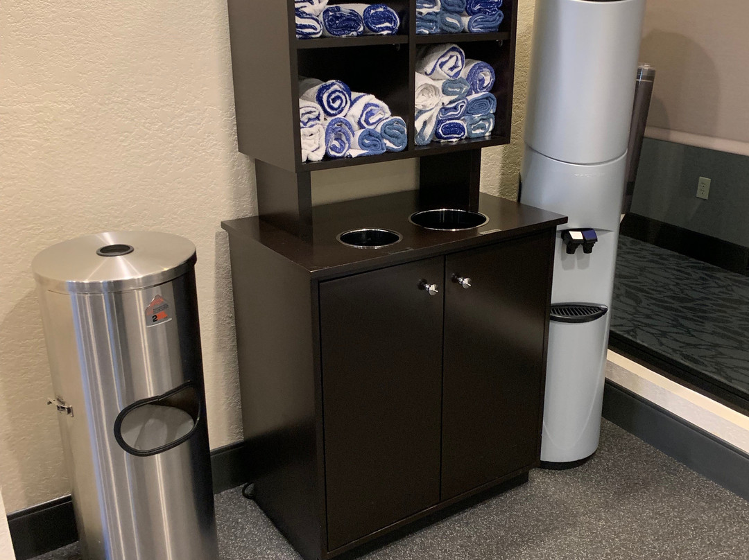 希尔顿欢朋酒店-阿卡德尔菲亚主图