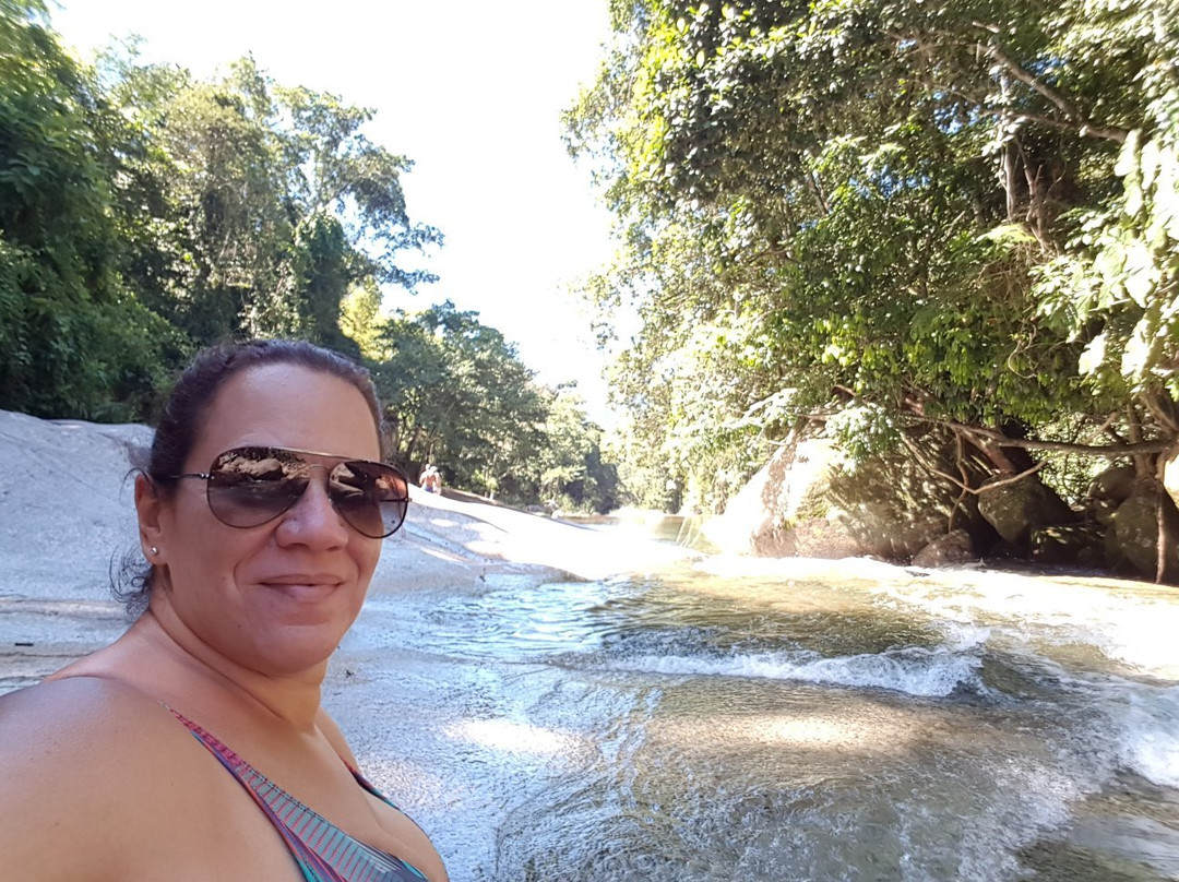 Cachoeira Poco da Laje景点图片