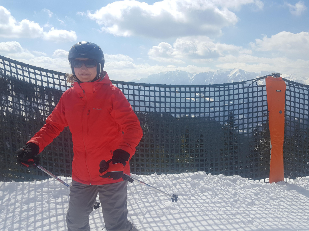Eden Ski & Snowboard School and Rental Centre (Poiana Brasov)景点图片