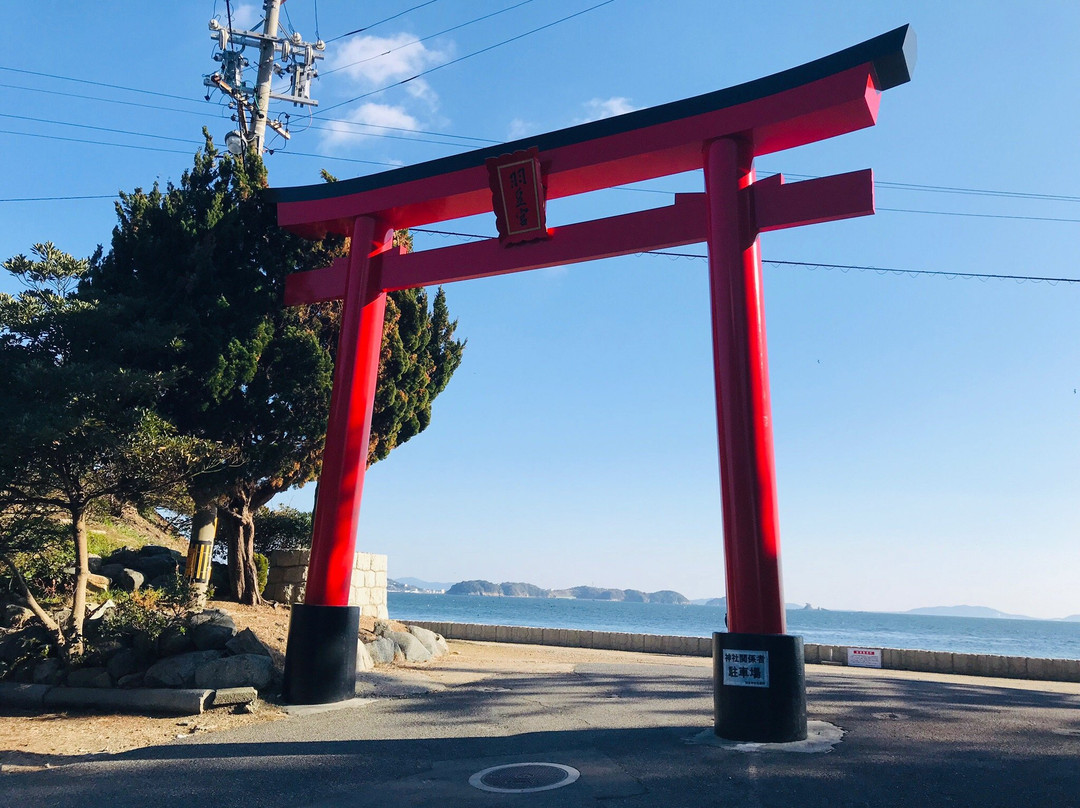 Morozaki Hazu Cape (Hazu Jinja Shrine)景点图片