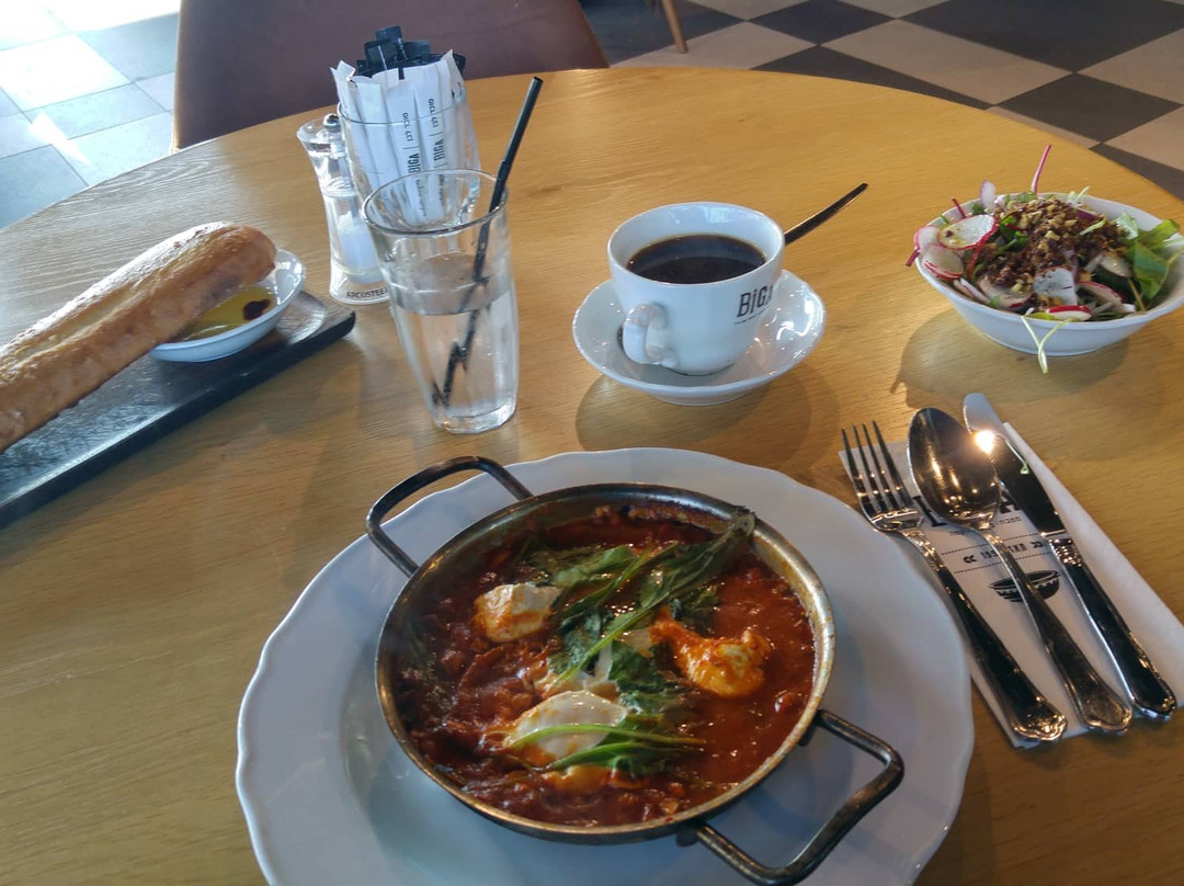 Houtzot HaMifratz Outlet-Haifa必去景点