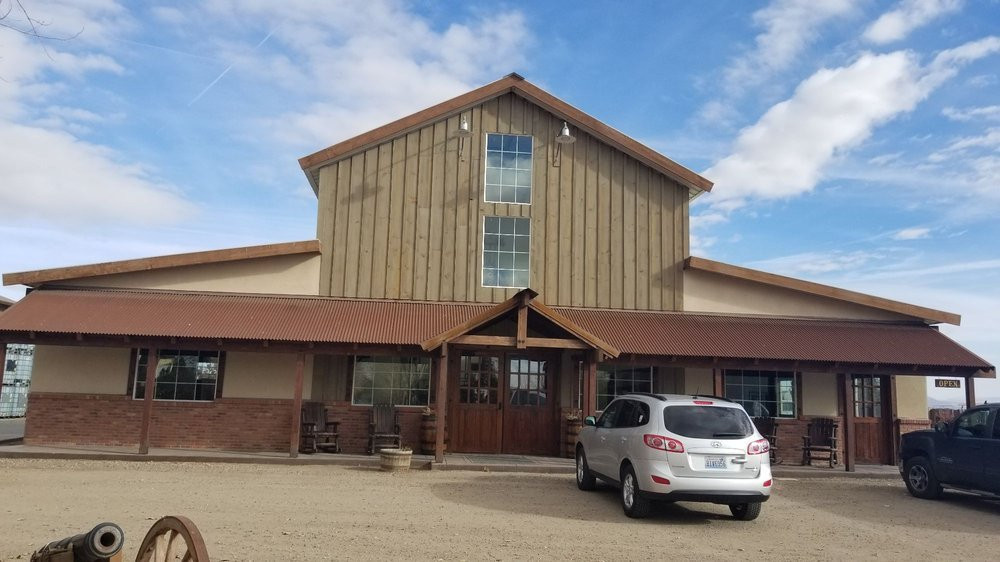 Frey Ranch Distillery景点图片
