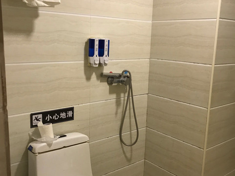 深圳翡翠假日酒店(罗湖口岸店)主图