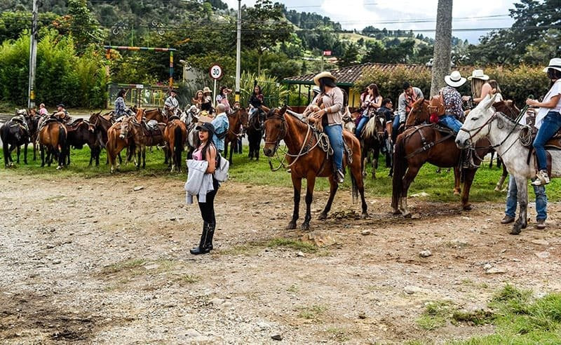 Cabalgatas Oriente-麦德林必去景点