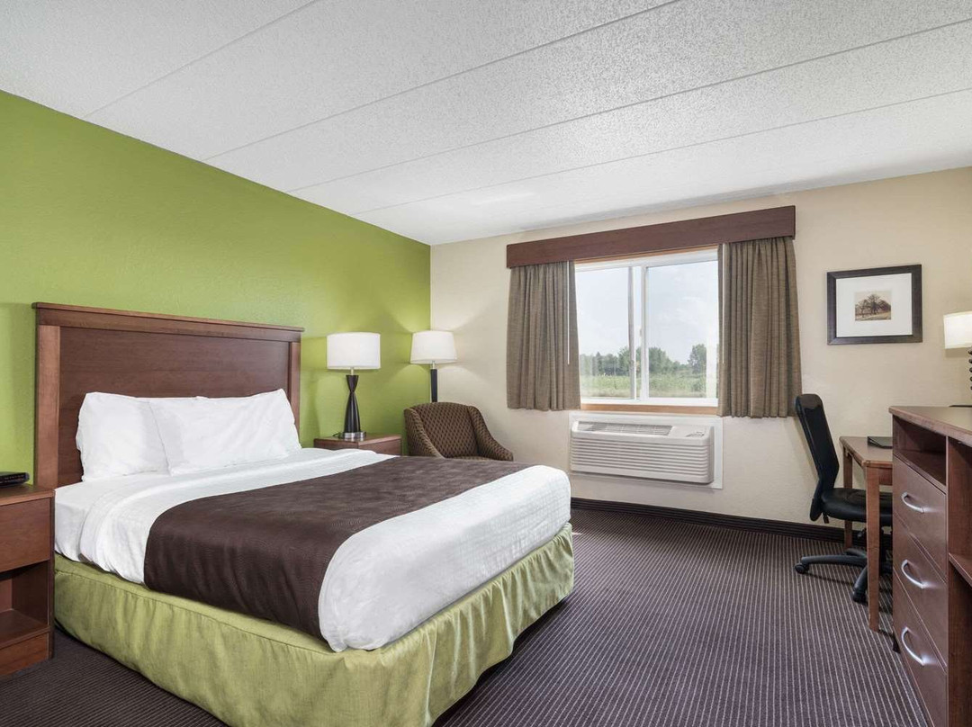 AmericInn by Wyndham Little Falls主图