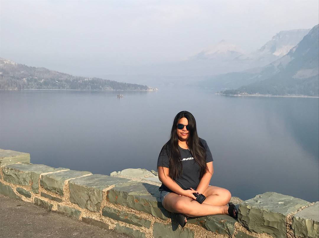 Glacier National Park Sun Tours景点图片