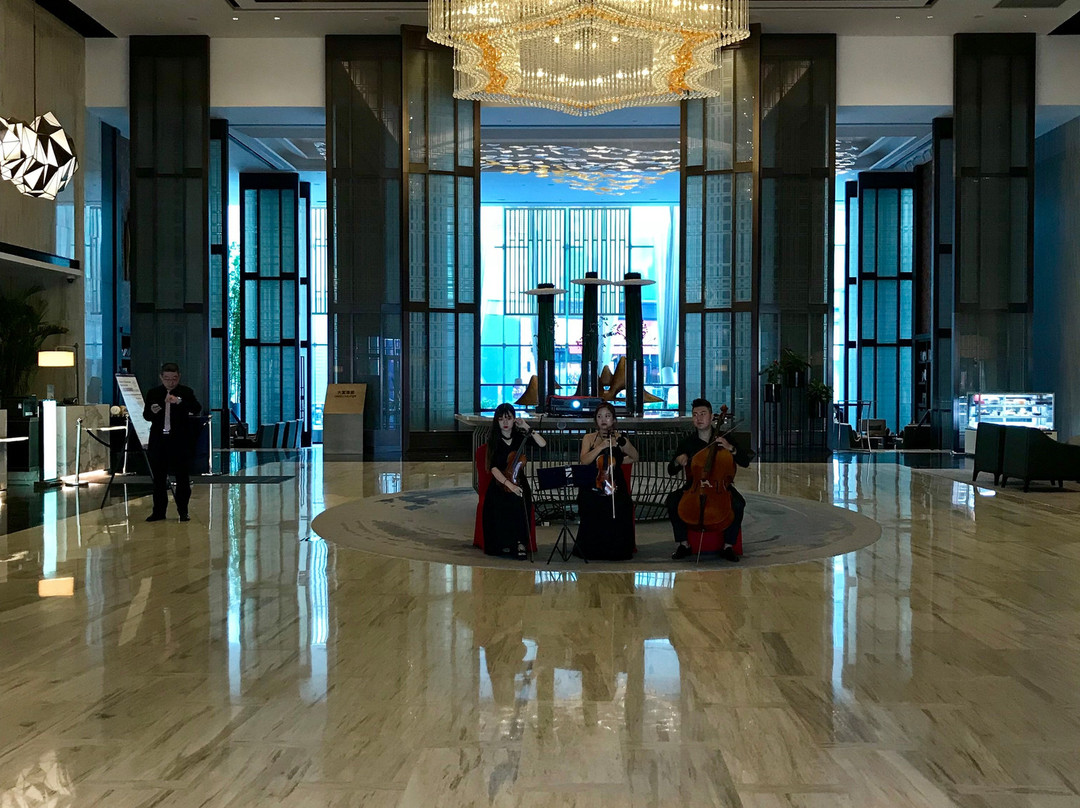 东岭皇冠假日酒店主图