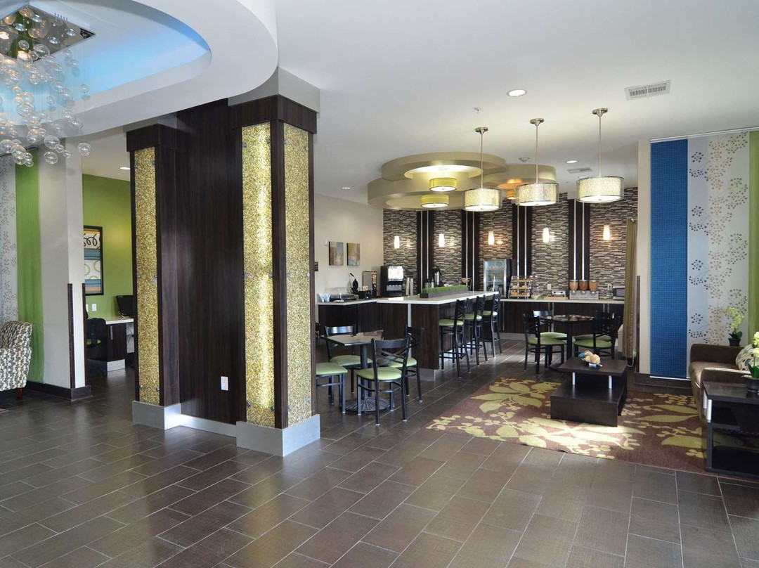 Quality Inn & Suites Kenedy- Karnes City主图