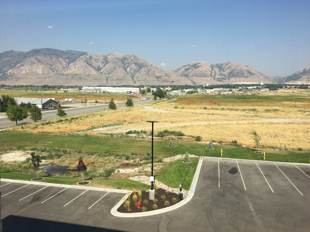 Holiday Inn Express & Suites Brigham City - North Utah By IHG主图