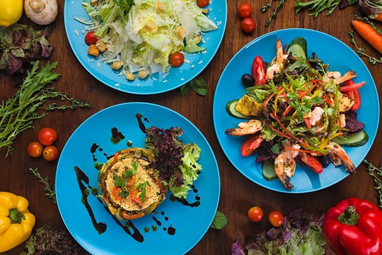 Almoltaqa Alazraq Cafe & Restaurant