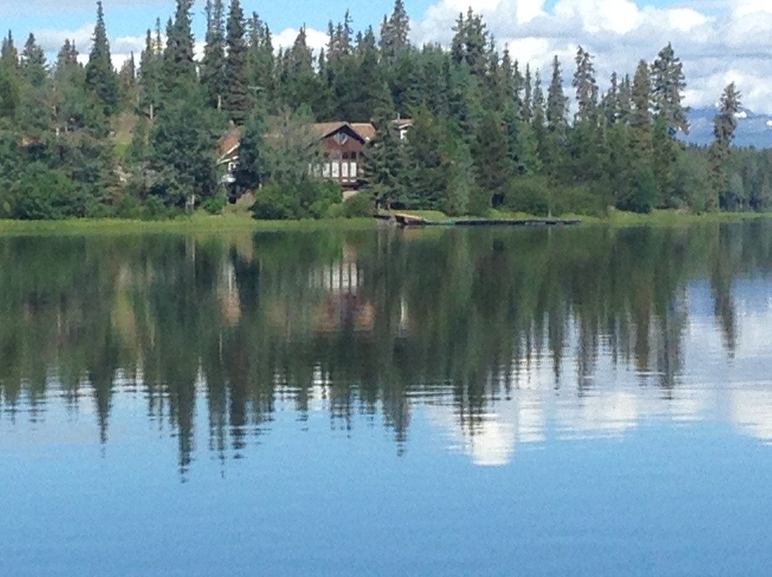鹰巢山度假村主图