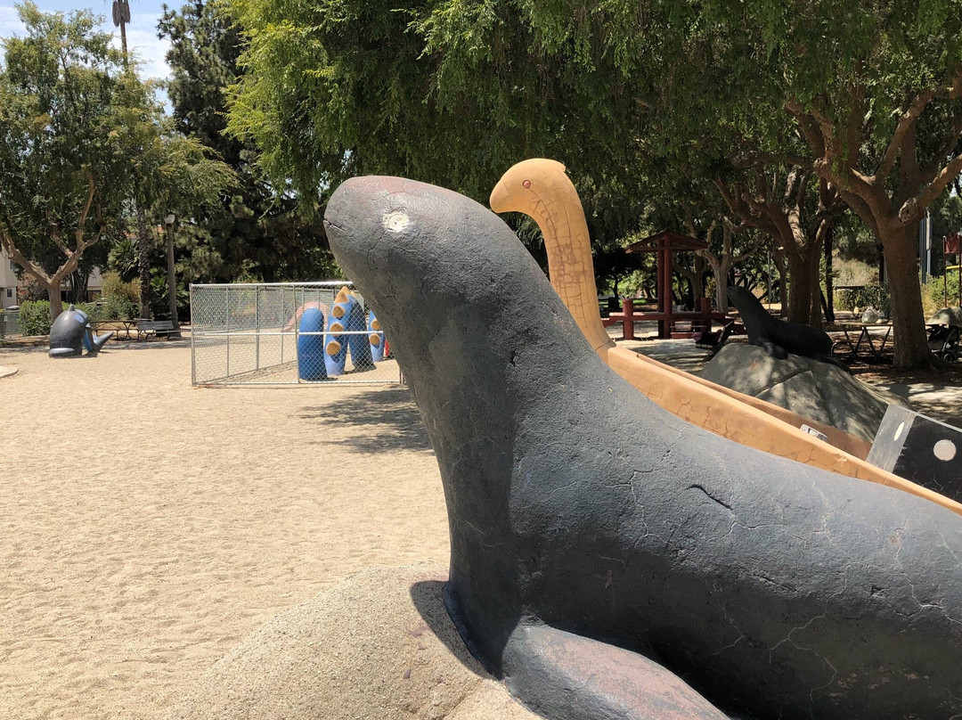 Vincent Lugo Park-圣盖博必去景点