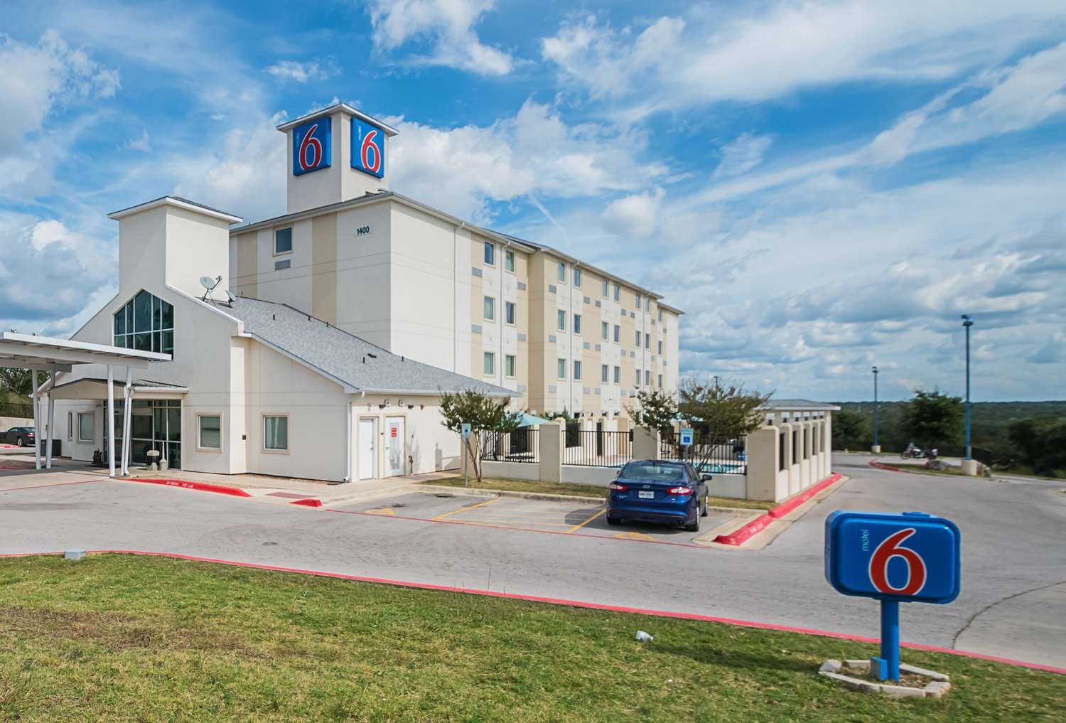 Motel 6 Marble Falls-官方