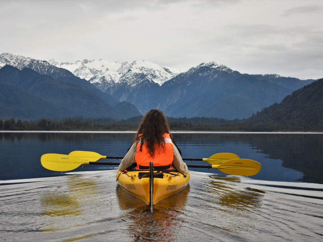 Kayaks冰川泛舟之旅景点图片