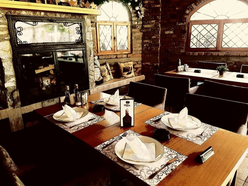 Firma Bar & Grill