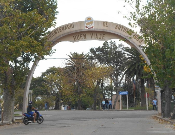 Arco Bicentenario De Artigas景点图片
