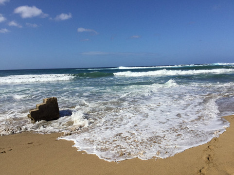 Tres Puertas Art Gallery & Blue Mermaid Gift Shop-吕康必去景点