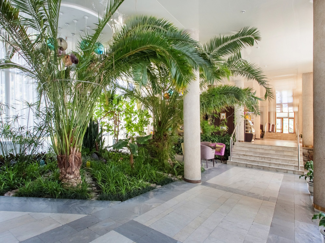 Zhemchuzhina Kavkaza主图