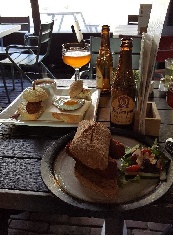 Molenschot餐馆和美食-Beum