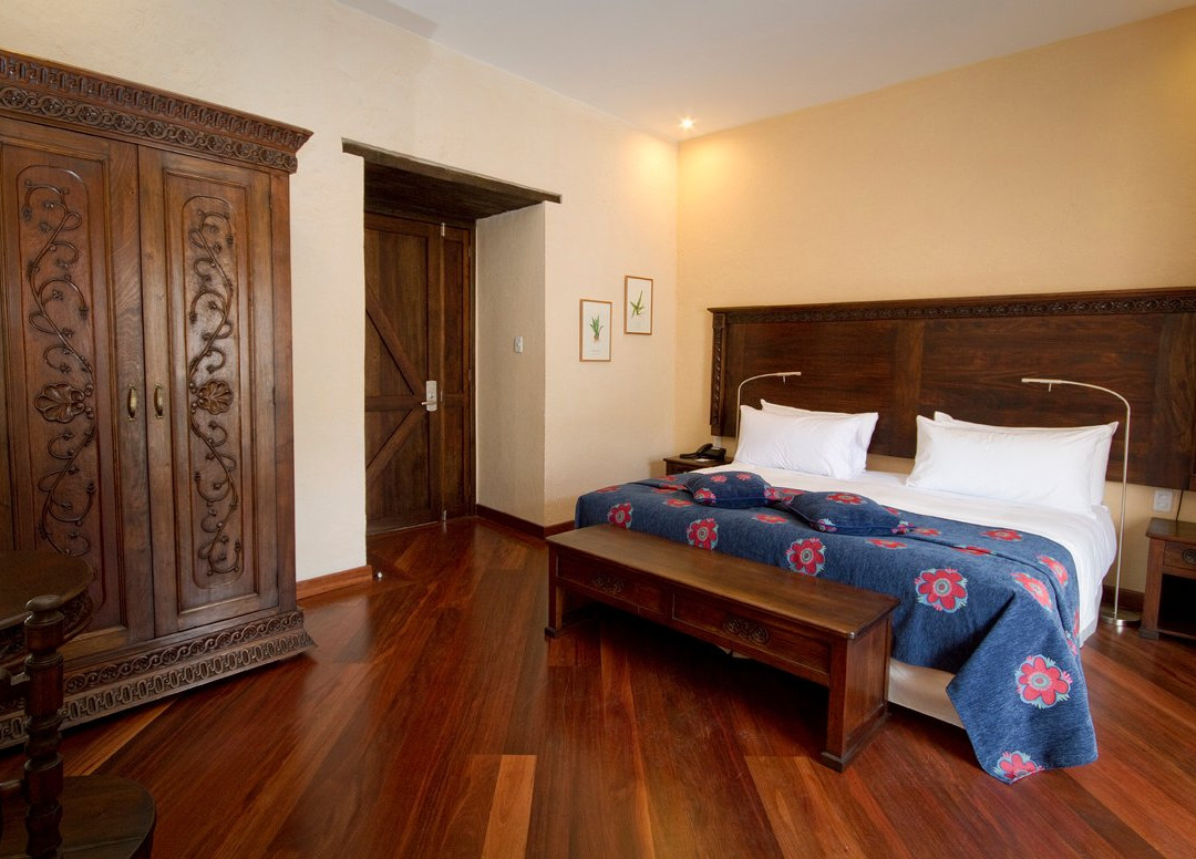 卡瑟纳隆达世袭精品酒店主图