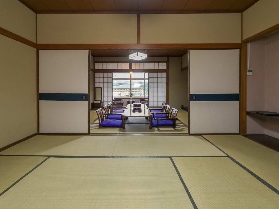 Riverside Hotel Shouei主图