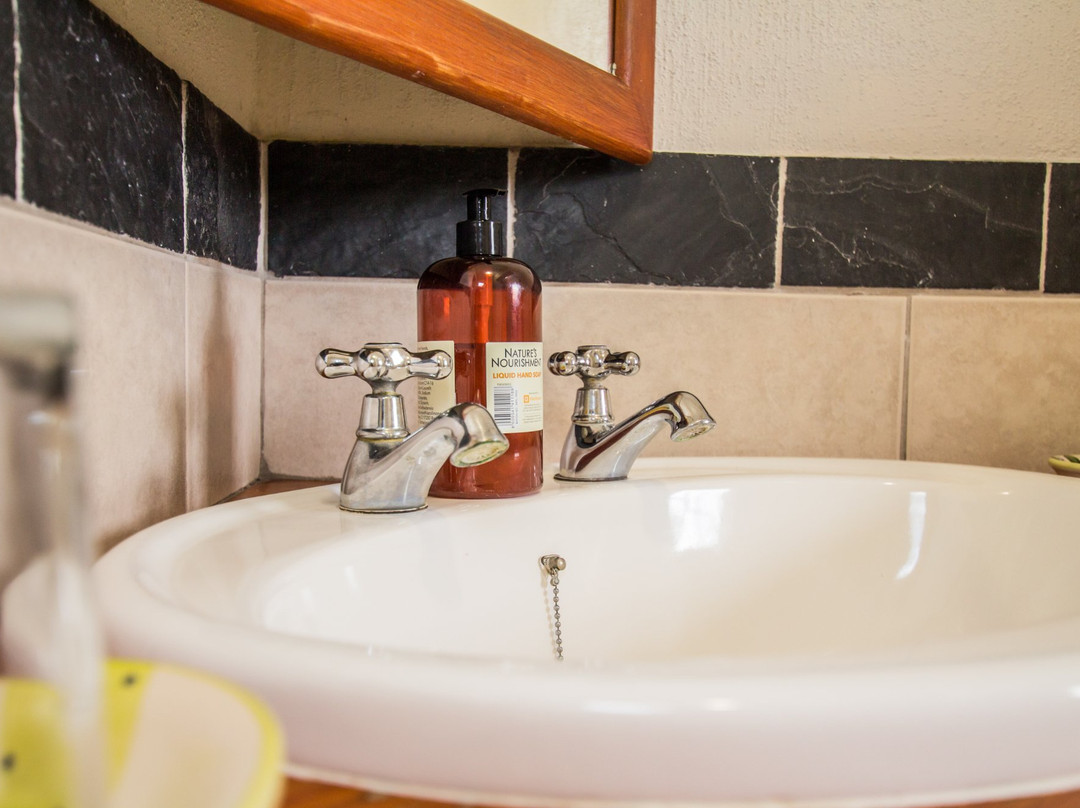 Milkwood Country Cottage主图