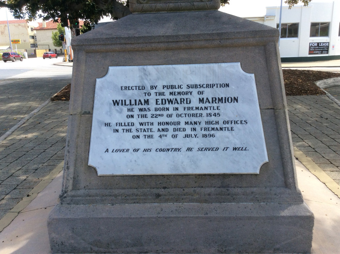 Proclamation Tree & Marmion Memorial景点图片