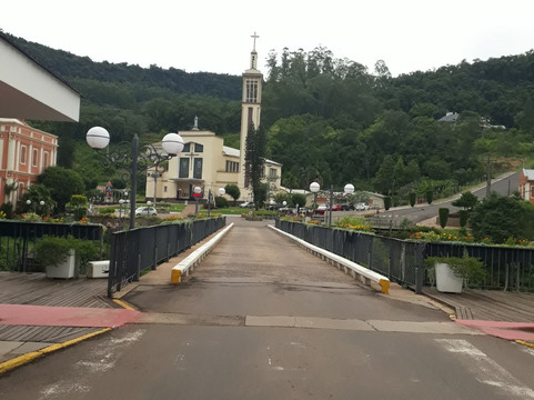 Igreja Nossa Senhora da Conceição-Sao Vendelino必去景点
