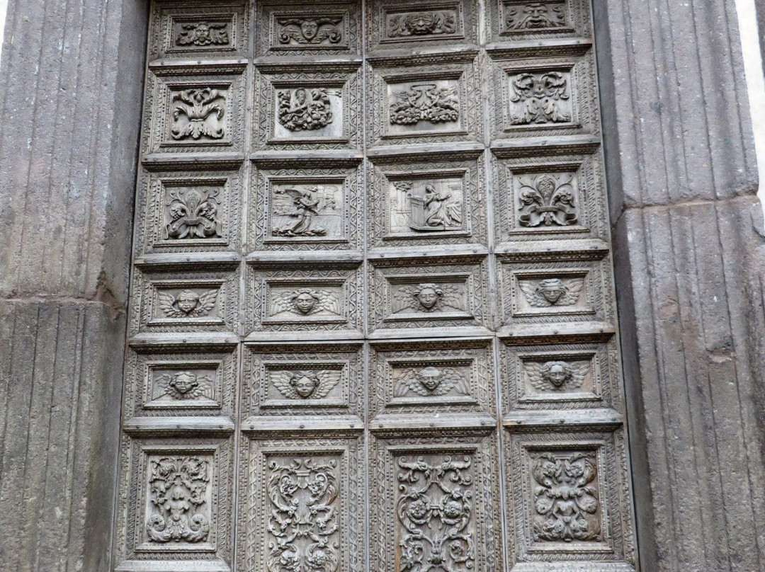 Chiesa della Madonna della Consolazione-Caprarola必去景点