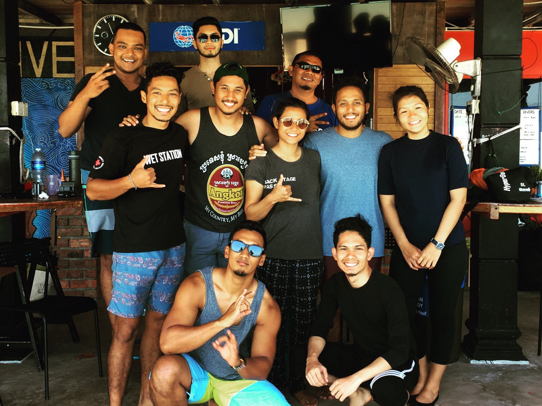 Bayu Dive Center-刁曼岛必去景点