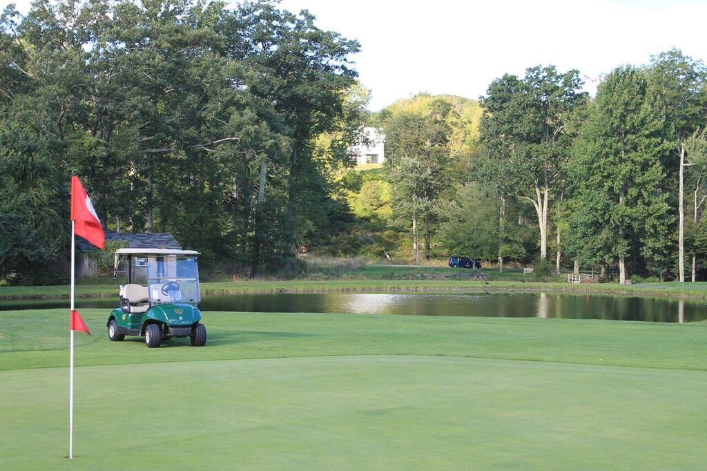 Buck Hill Golf Club-Barrett Township必去景点