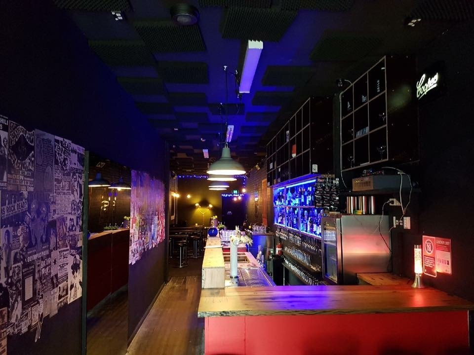 Erskineville餐馆和美食-MoshPit Small Rock’N’Roll Bar