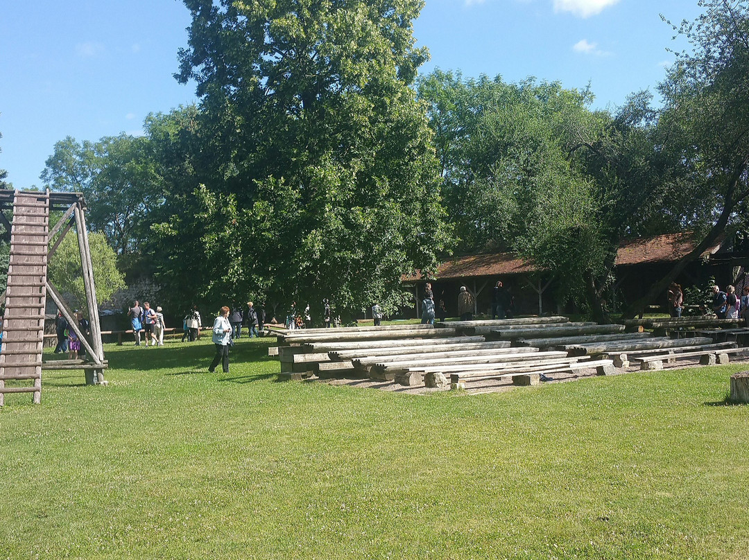 Adler- und Falkenhof-Kranichfeld必去景点