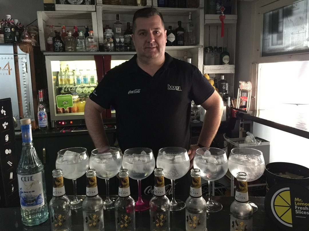 Cafeteria Bogart-Mula必去景点