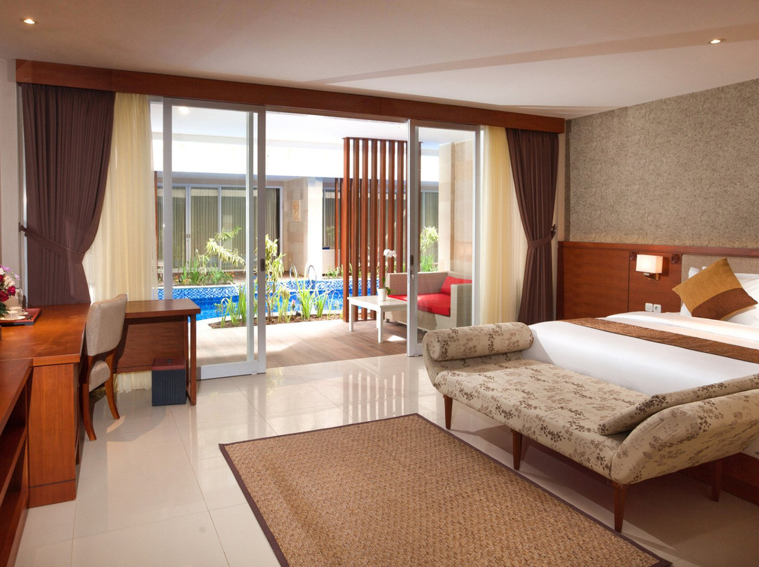 德努沙海滩俱乐部酒店