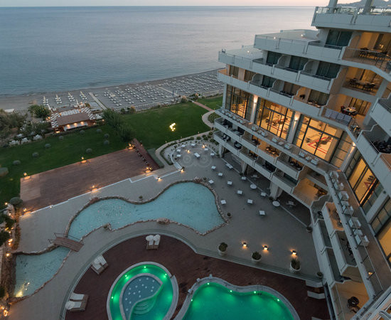 Kallithea酒店住宿-极乐世界度假村