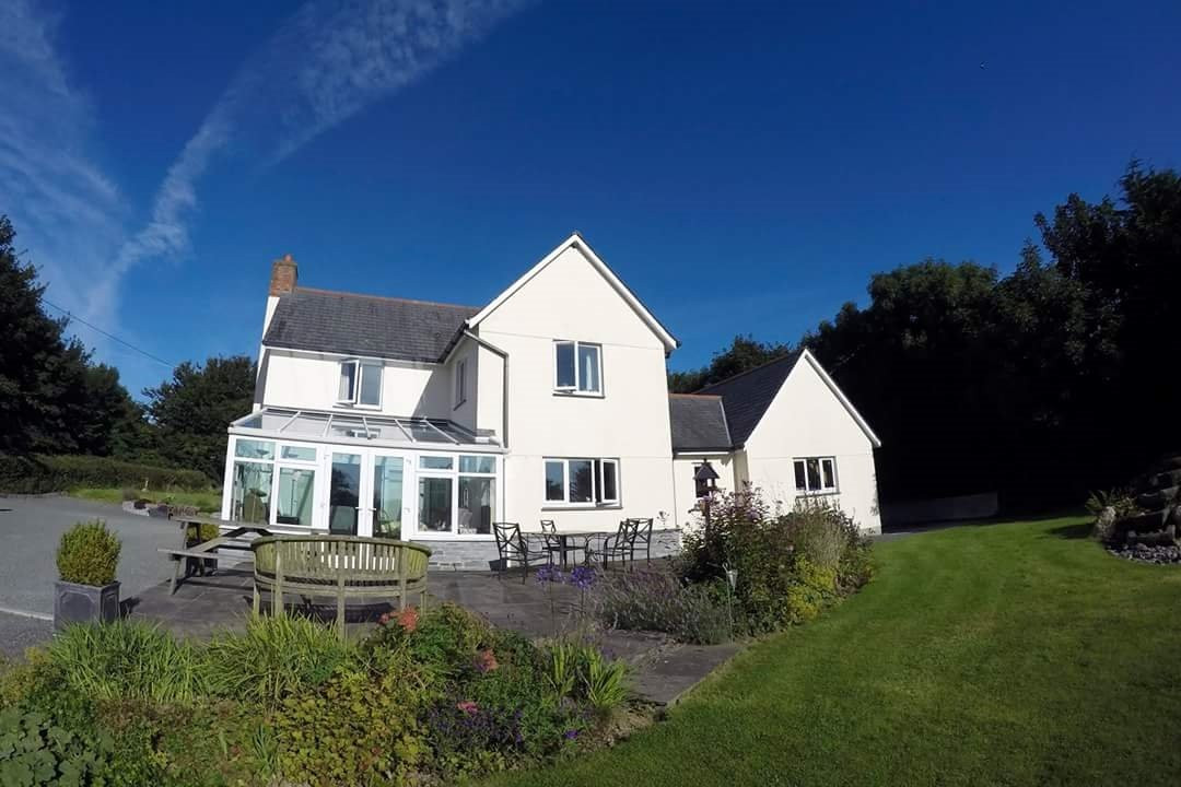 Copper Meadow at Trevadlock Farm主图