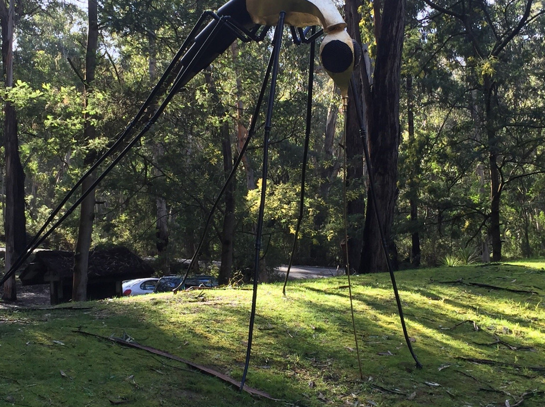 Qdos Arts Gallery-洛恩必去景点