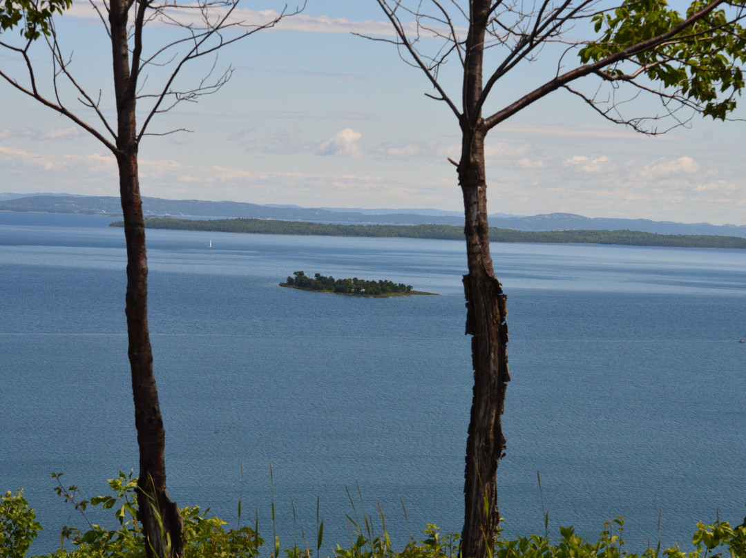 Ten Mile Point Trading Post-Sheguiandah必去景点