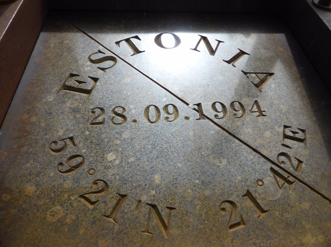 The Memorial to the Victims of the Estonia Disaster-Korgessaare必去景点