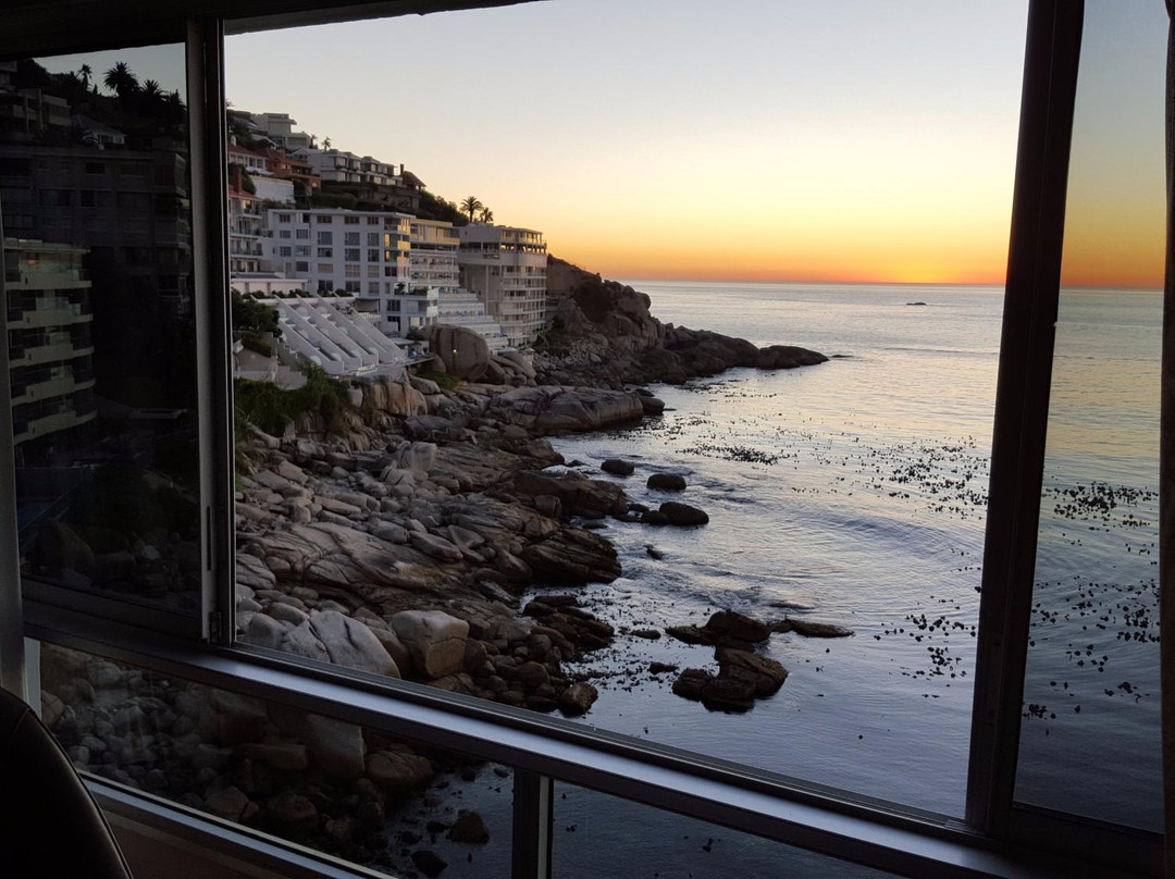 The Ambassador Hotel主图