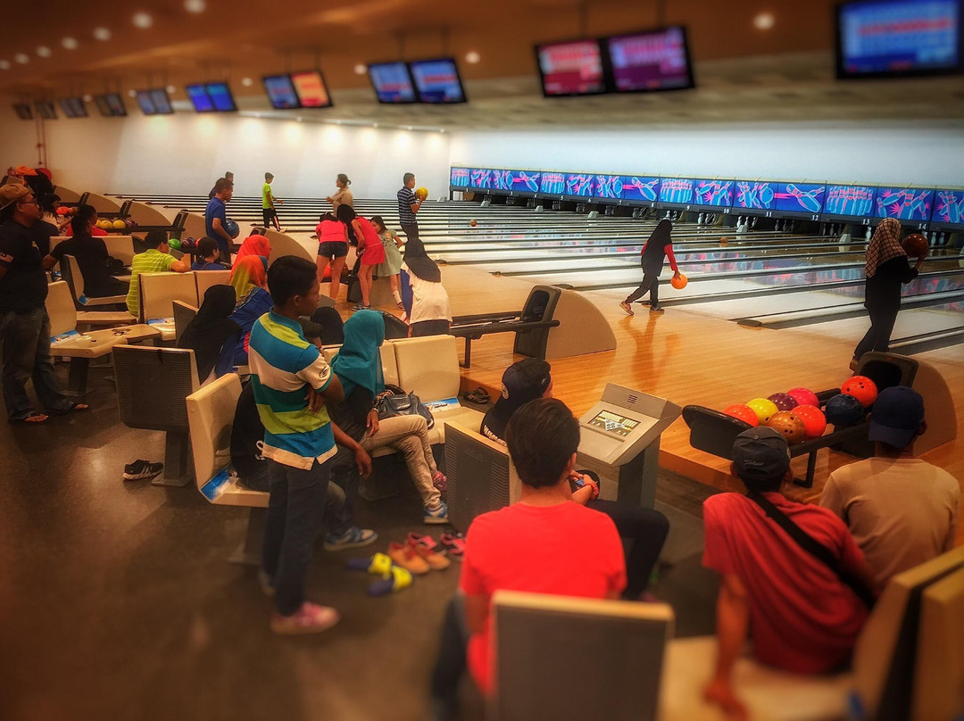 Ampang Superbowl Kluang Mall-居銮必去景点