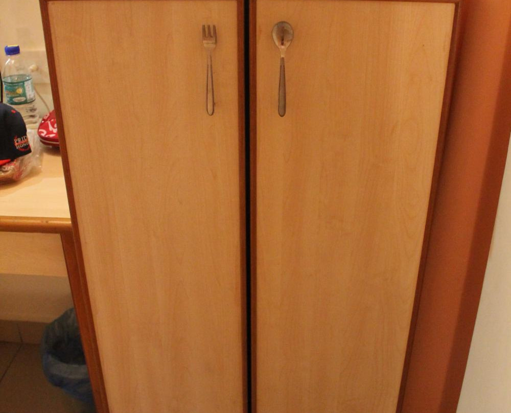 牛顿梳邦酒店主图