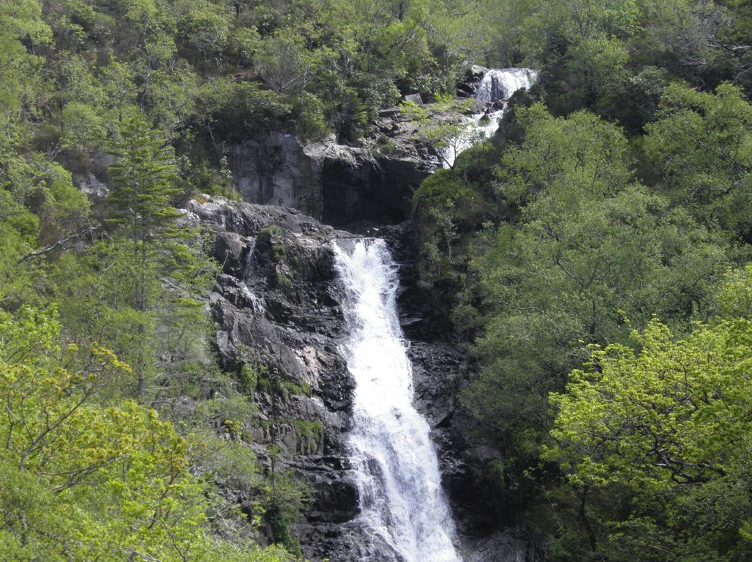 Inchree Waterfalls景点图片